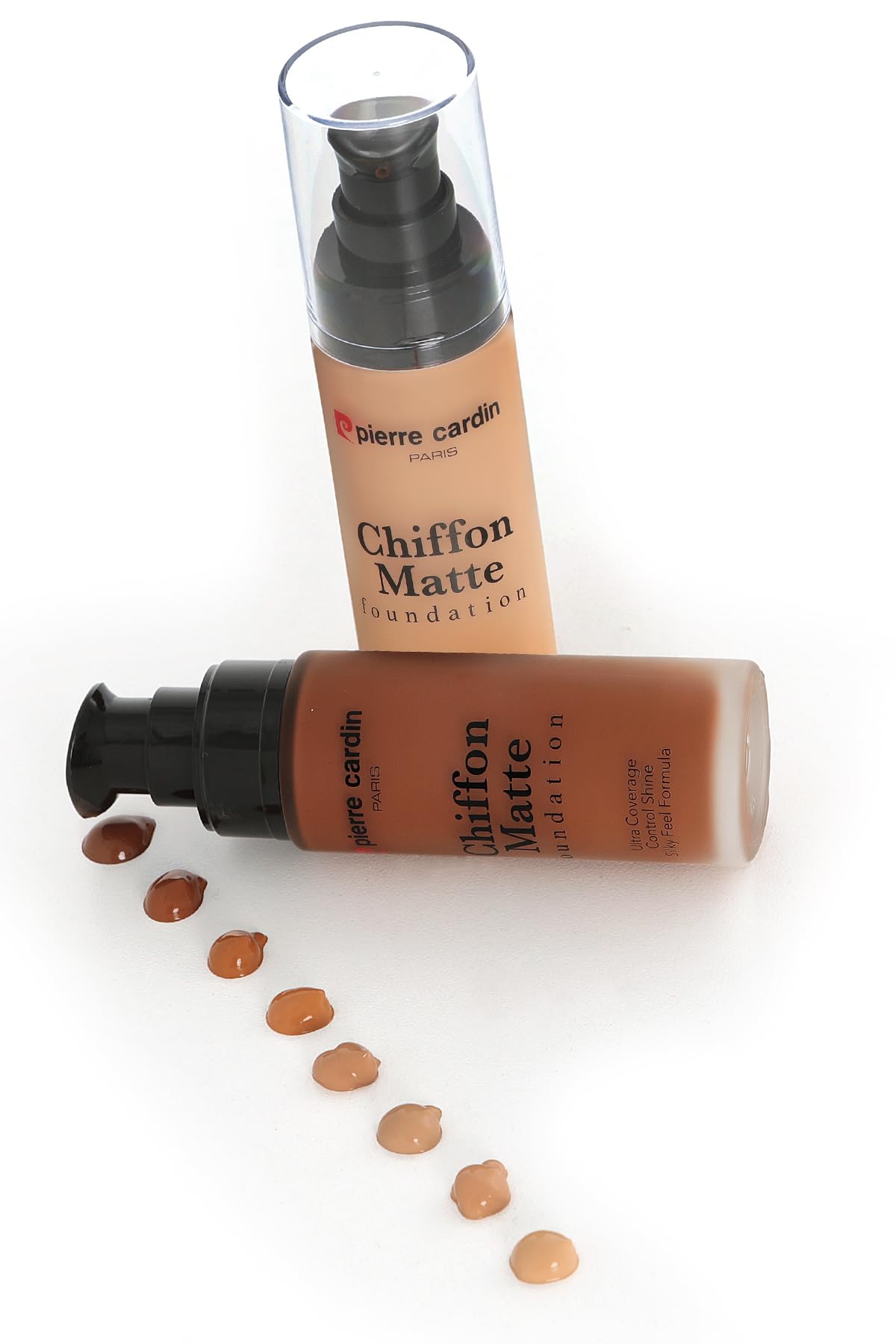 Pierre Cardin Chiffon Touch Mat Görünüm Veren Fondöten - 012 - Ebony