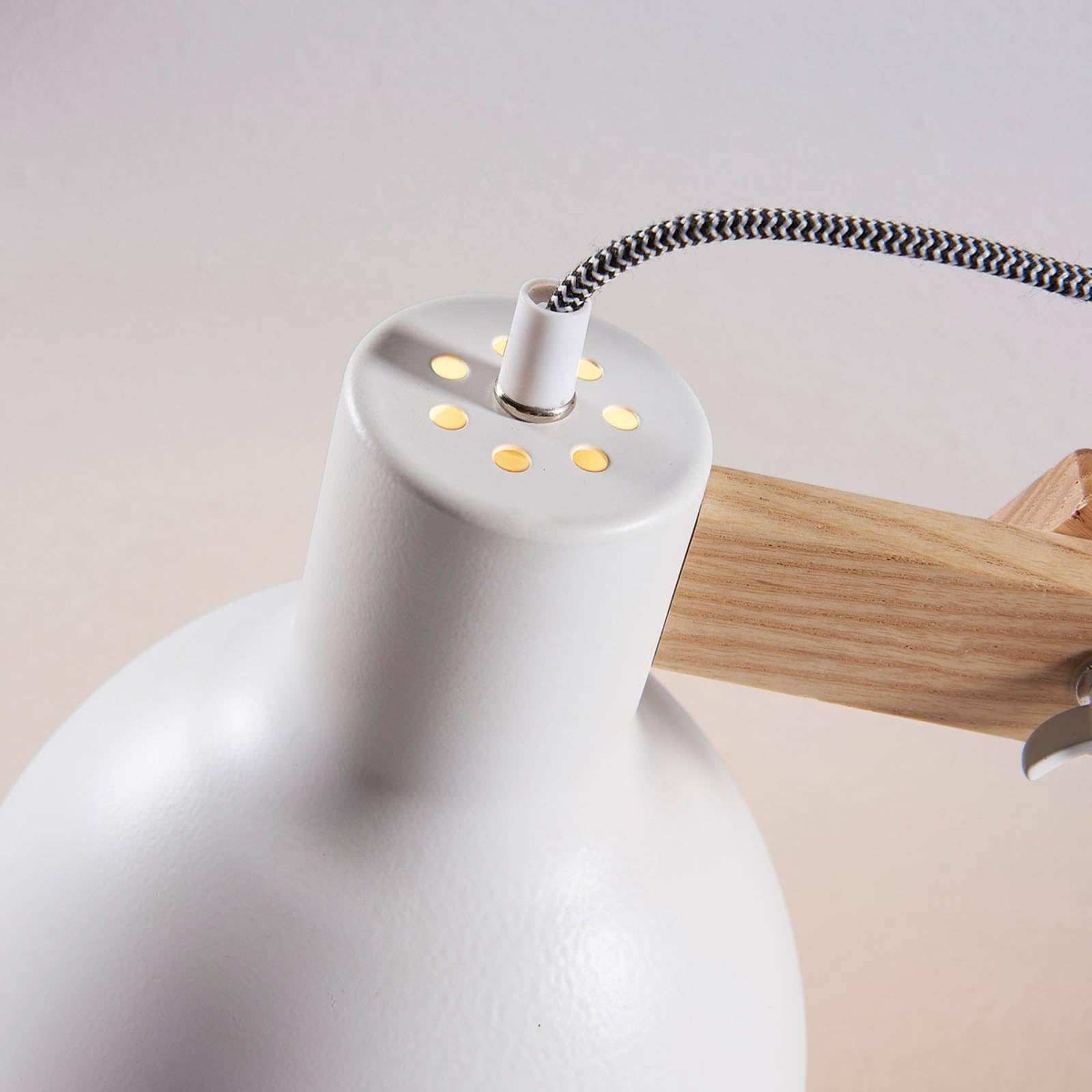 Lindby Lampenwelt Stehlampe skandinavisch Holz Metall weiß, Standleuchte Leselampe-Stehlampe für Wohnzimmer Esszimmer Schlafzimmer