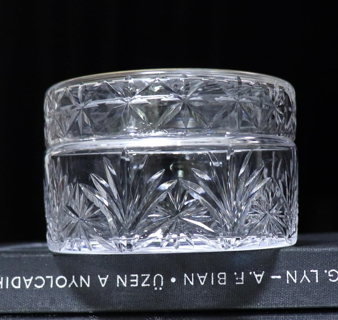 オールド・バカラ 1900年 上級作品 蓋物 切子硝子 アンティーク 小物入れ オールド・バカラ 1900年 緑硝子金彩盛り上げ 激レア 蓋物