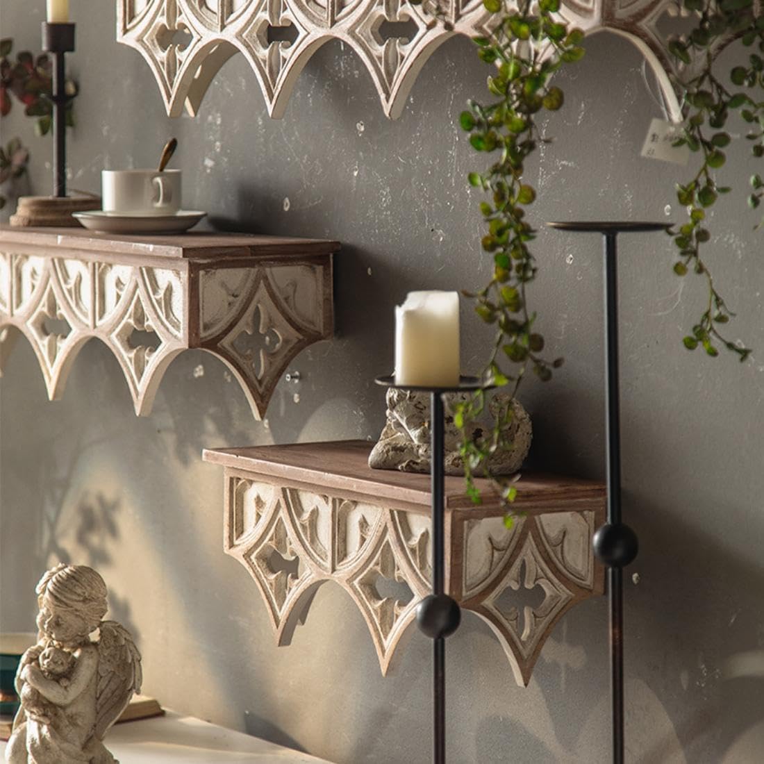 Retro Wall Shelf with Hollow Carving Patterns, Wood Floating Shelf Decorative Wall Mounted Shelf Vintage Hanging Storage Rack Space Saving for Wall Decoration