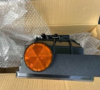 いすゞ純正LEDテールランプ 左 新品8-98374480-0 ギガ大型トラック Amazon.co.jp: いすゞ純正LEDテールランプ 左 8-98374480-0 ギガ