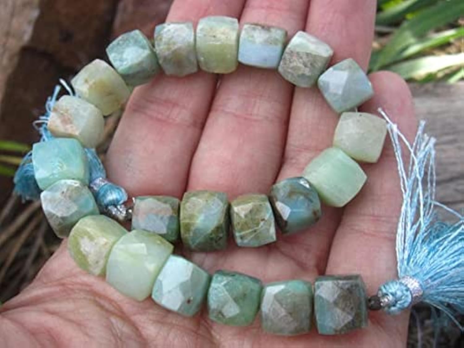 Peruvian Opal cube beads pour bijoux bohèmes faits main