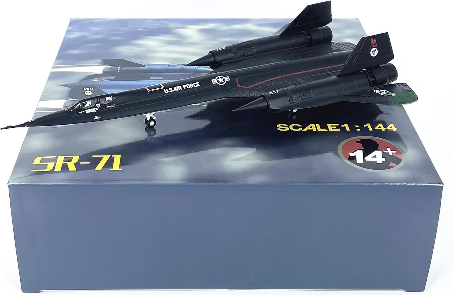 1:144 US Air Force SR-71 Blackbird Strategic Reconnaissance Aircraft Model Alloy Finished Aviation Miniature for Home