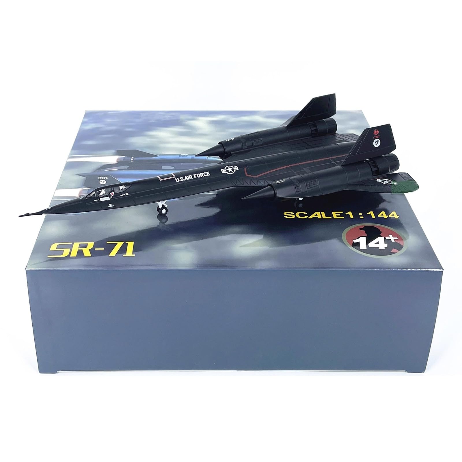 Amazon.co.jp: 1:144 合金 アメリカ空軍 SR-71 ブラックバード 戦略