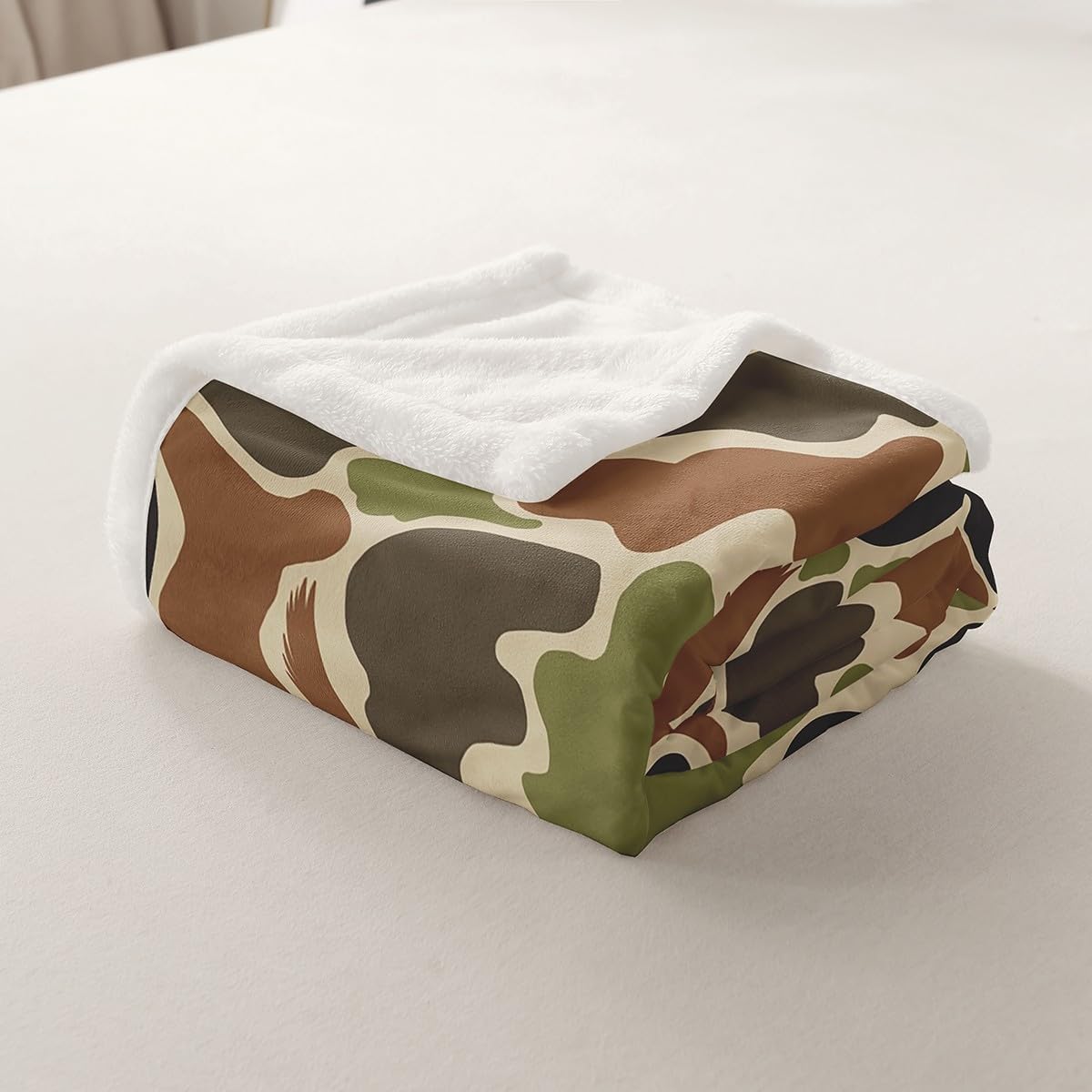 Feelyou Duck Hunter Green Camouflage Hunting Fleece Throw Blanket Twin 60"x80" Kids Black Brown Plush Blanket for Boys Teens Camo Army Sherpa Blanket Breathable Wild Fuzzy Blanket Room Decor - Image 5