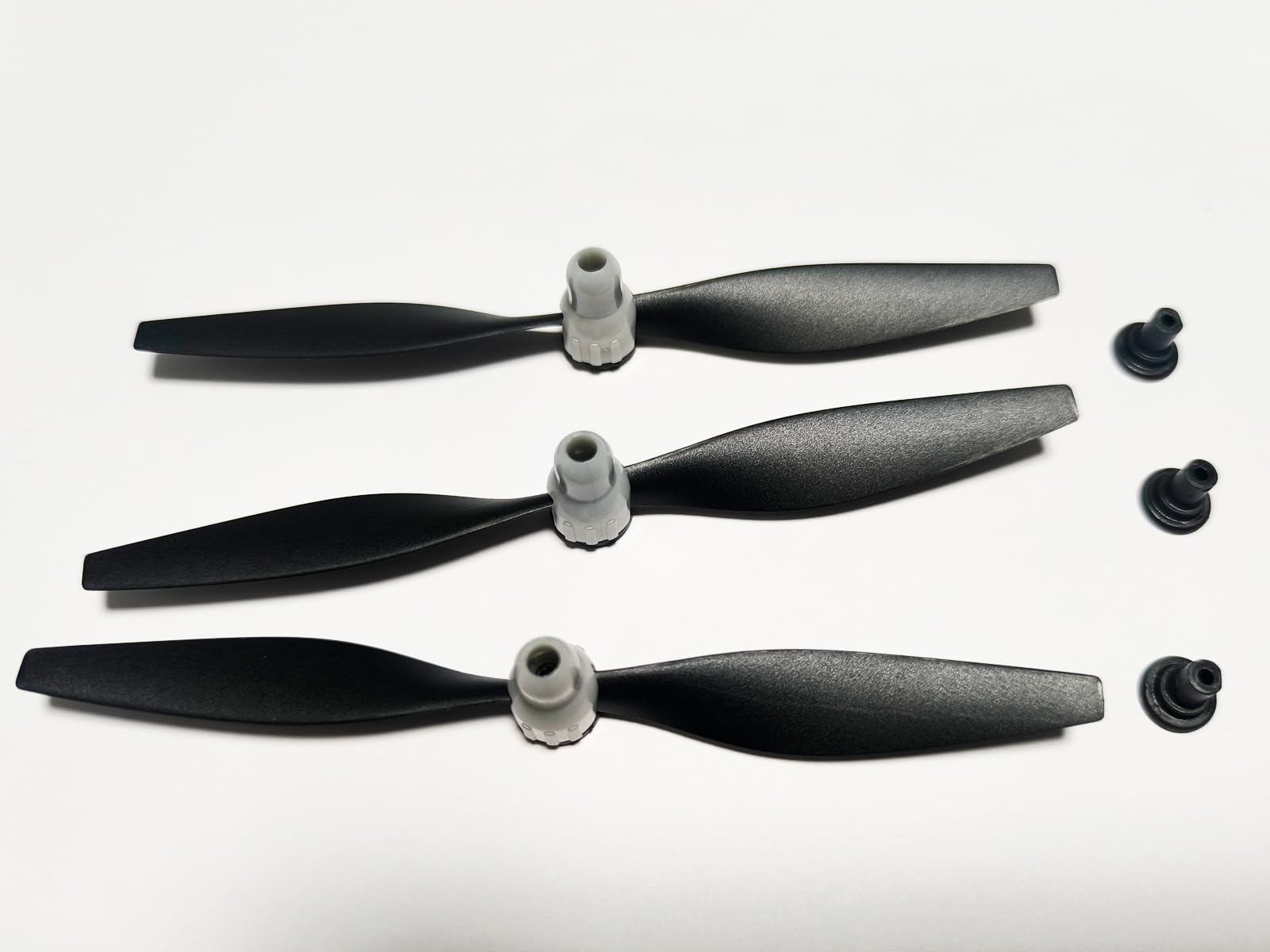 3 Sets Rc Plane Propeller with Propeller Savers and Adapters for VOLANTEXRC 761-8 761-9 T28 F4U P51 Airplane New Version
