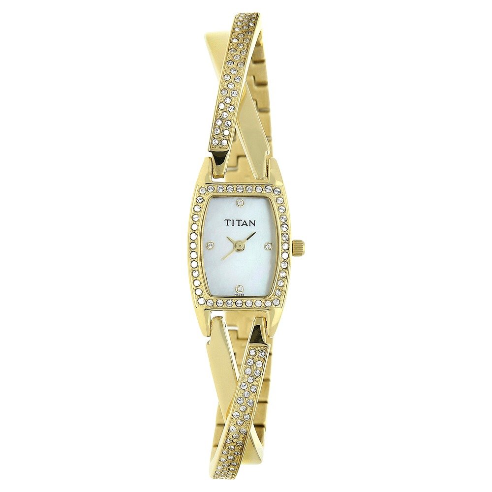 Titan Quartz Analog White Dial Stainless Steel Strap Watch for Women-NS9851YM01 (B007NM9RJI) Amazon Price History, Amazon Price Tracker