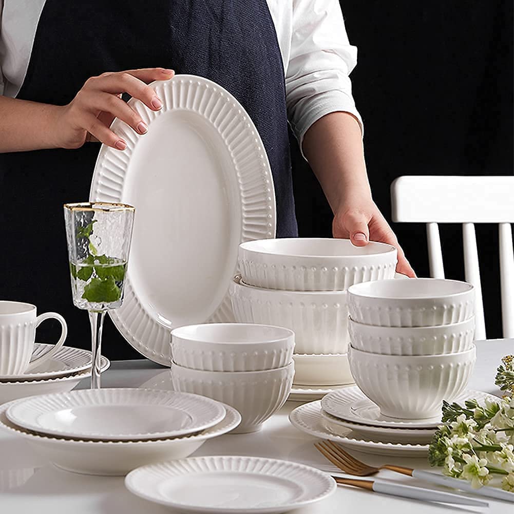Zestawy obiadowe na przyjęcie obiadowe 19-częściowy zestaw obiadowy Zestaw porcelanowej zastawy stołowej z talerzami i miskami Biały ceramiczny zestaw obiadowy,