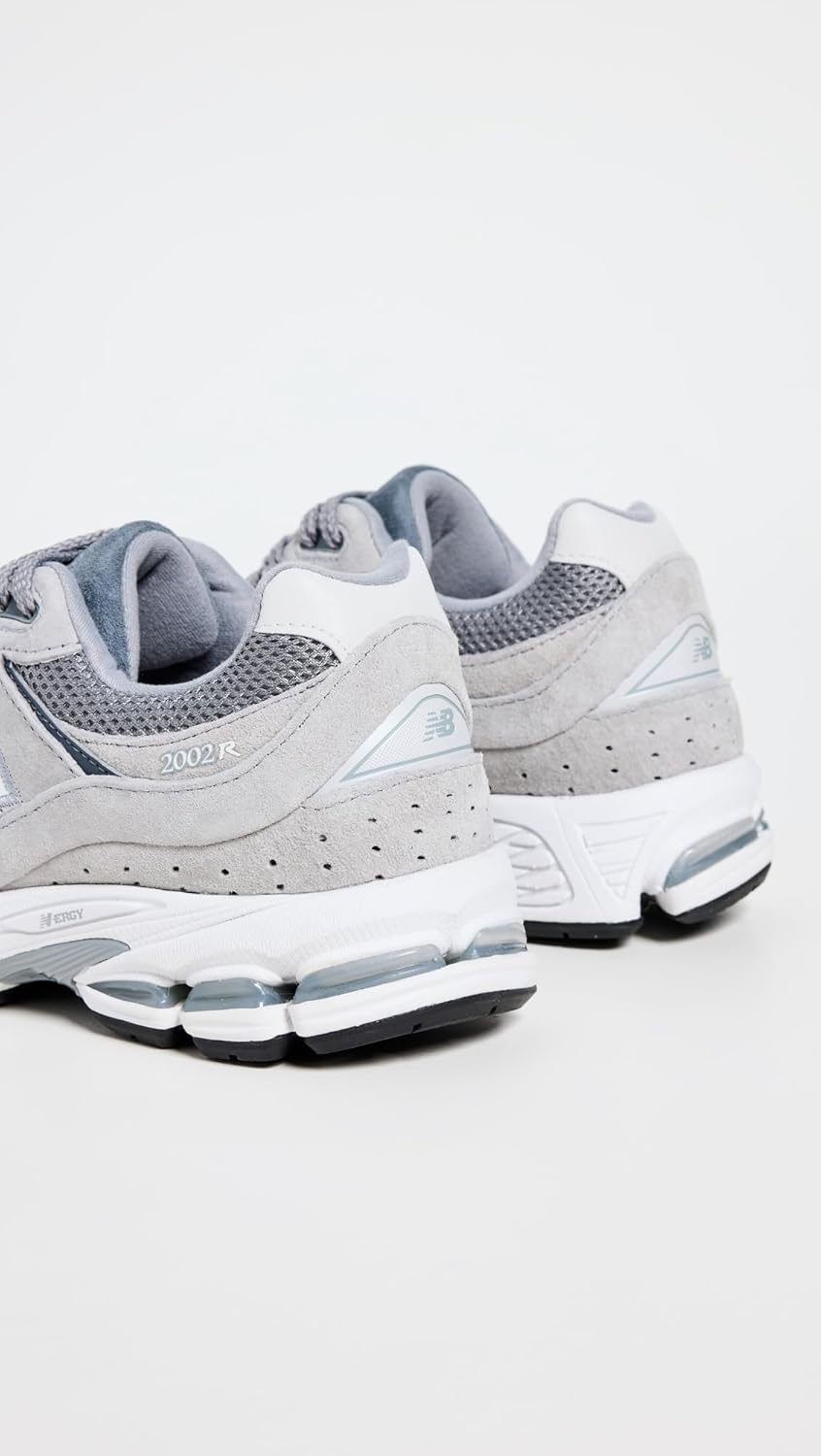 New Balance Men's M2002RCC Sneaker