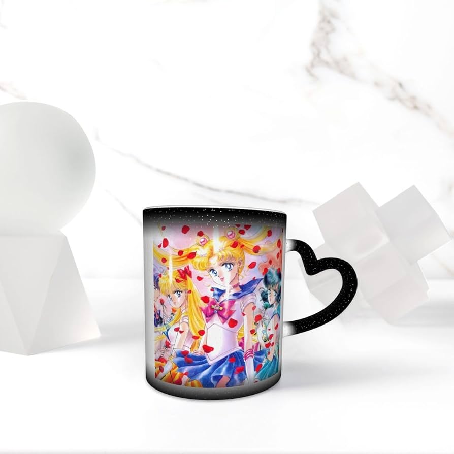 当時♥︎セーラームーン フィギュア入りマグカップ（＾ω＾）♥︎ 当時♥︎セーラームーン フィギュア入りマグカップ（＾ω