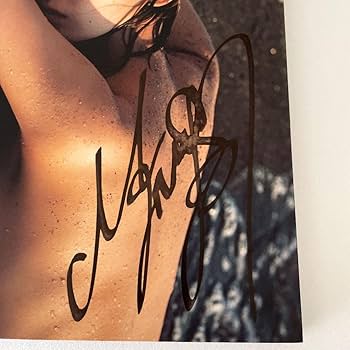 西内まりや 直筆サイン入りポラ チェキ、直筆サイン入り写真集 西内まりや 直筆サイン入りポラ チェキ、直筆サイン入り写真集 - メルカリ