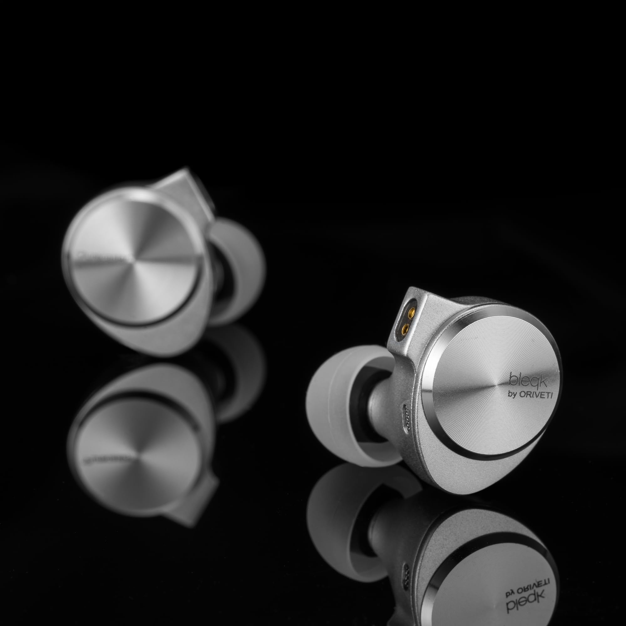 ORIVETI Monitor intraural de alta resolución Audiophile IEM, controlador dinámico con boquillas de afinación, carcasa de aluminio CNC, cable desmontable de 2 pines