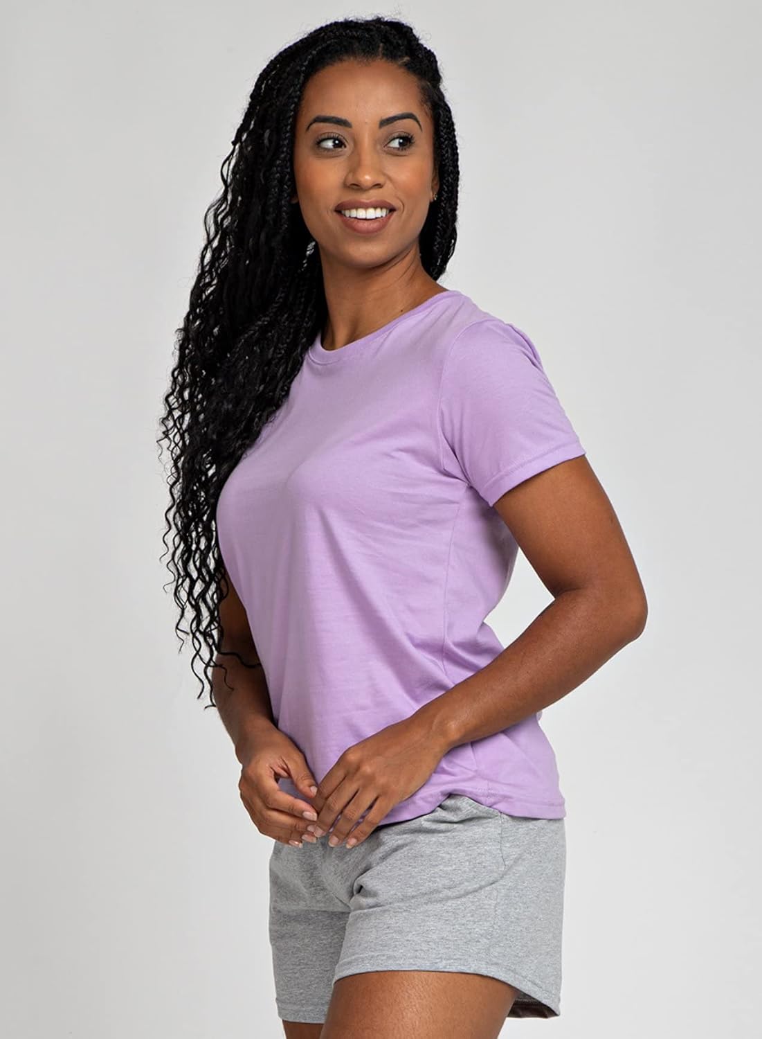 Camiseta Feminina de Algodão Premium Comfort, Universo Básico em promoção! Veja a oferta e mais achadinhos de Blusas 8 Hoje é o melhor dia para comprar Camiseta Feminina de Algodão Premium Comfort, Universo Básico com aquele preço maroto! Promoção! Aproveite a oferta! 8