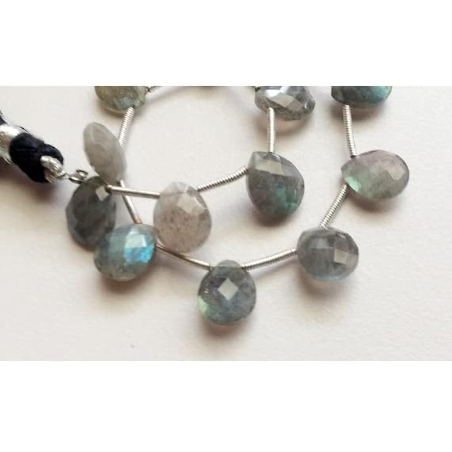Labradorite naturelle en perles poires facettées de 8-14mm pour création de bijoux