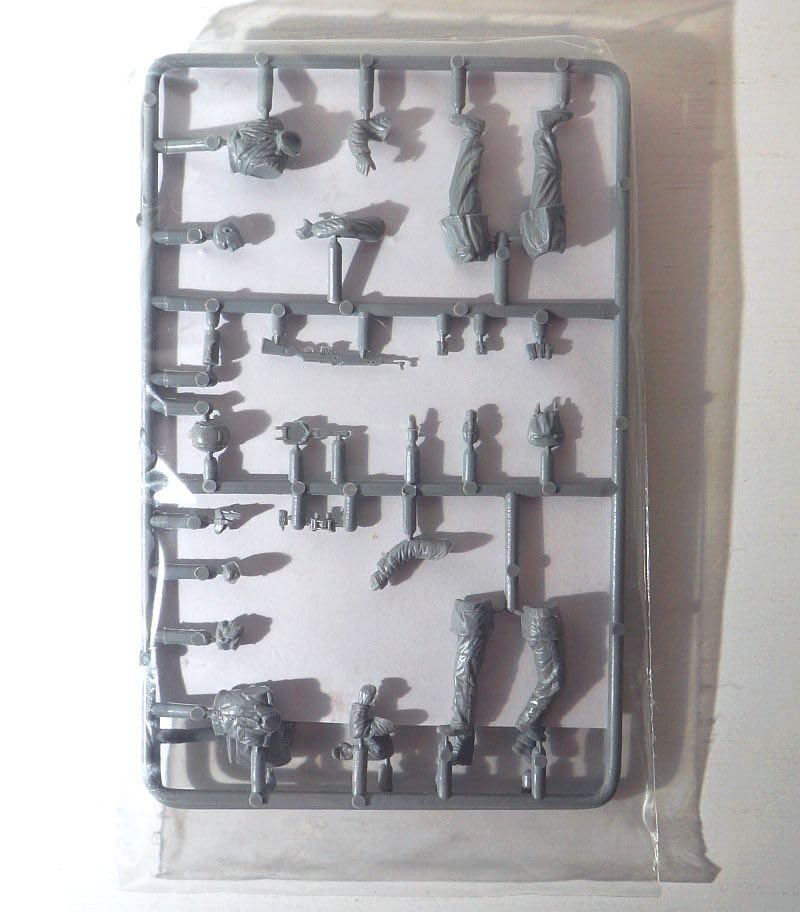 専用のお品 Amazon.co.jp: ミニアート 1/35 35084 バルジの戦い アルデンヌ 1944