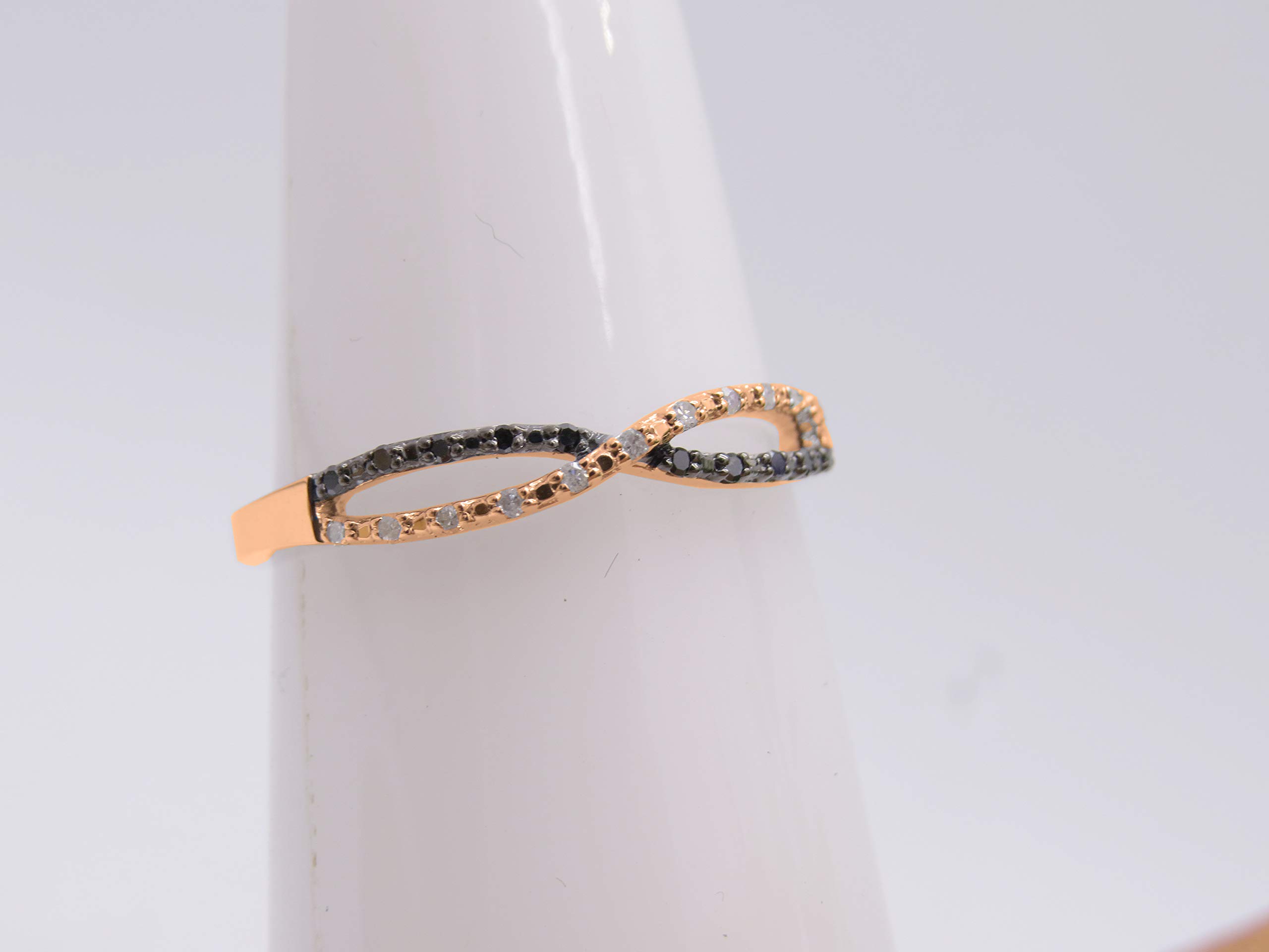 DazzlingRock Collection 18 quilates oro rosa redonda Black IJ diamanre negro