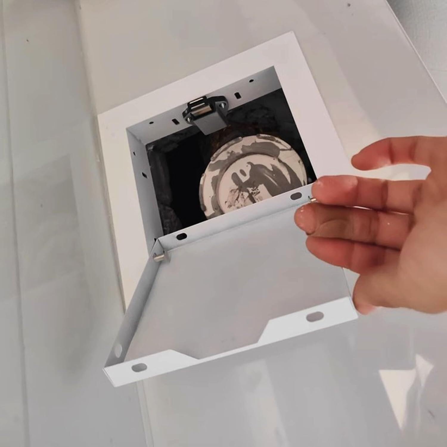 Kanduo One Color Plumbing Access Door Oracra Access Panel Square Loft Hatch/Access Panel Door, Click Open Plumbing Meter Box Wall Hole Covers(15X15cm/6X6in)