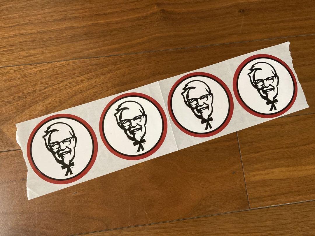 Amazon.co.jp: KFC 4枚 シール プレミア品 カーネルサンダース : おもちゃ