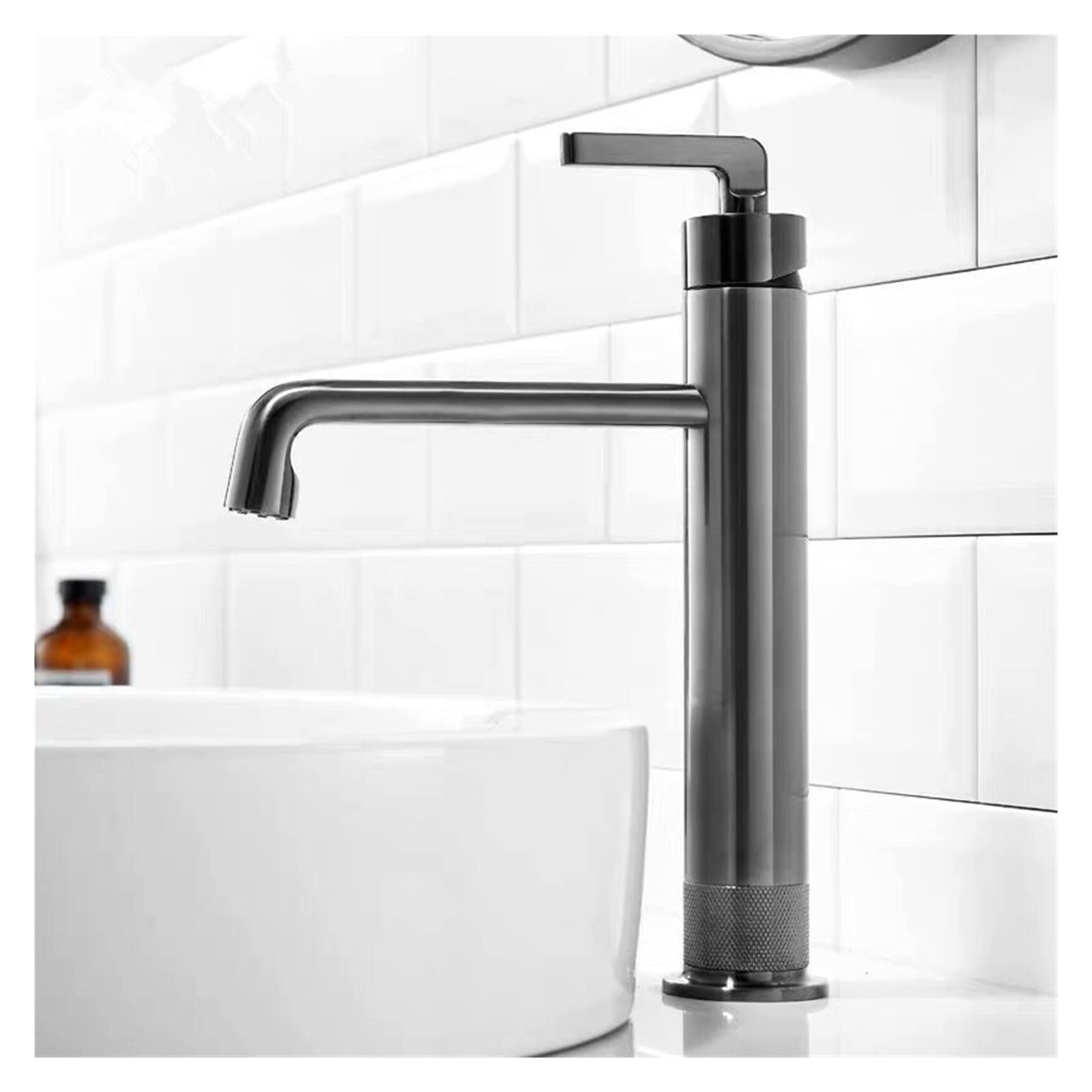 Grifo monomando de alta gama con acabado oro para lavabo 7