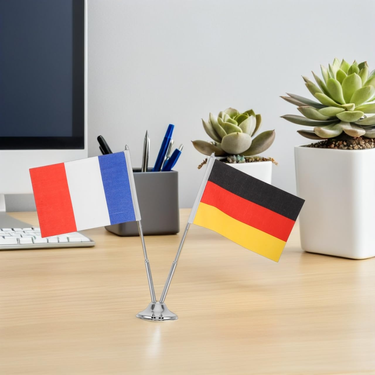 Healeved Tischflaggen Set Deutschland & Frankreich Mit Edelstahl FlaggenstäNder Kleine Tischflagge FüR BüRo Konferenzen Und Besprechungen Schreibtischdekoration