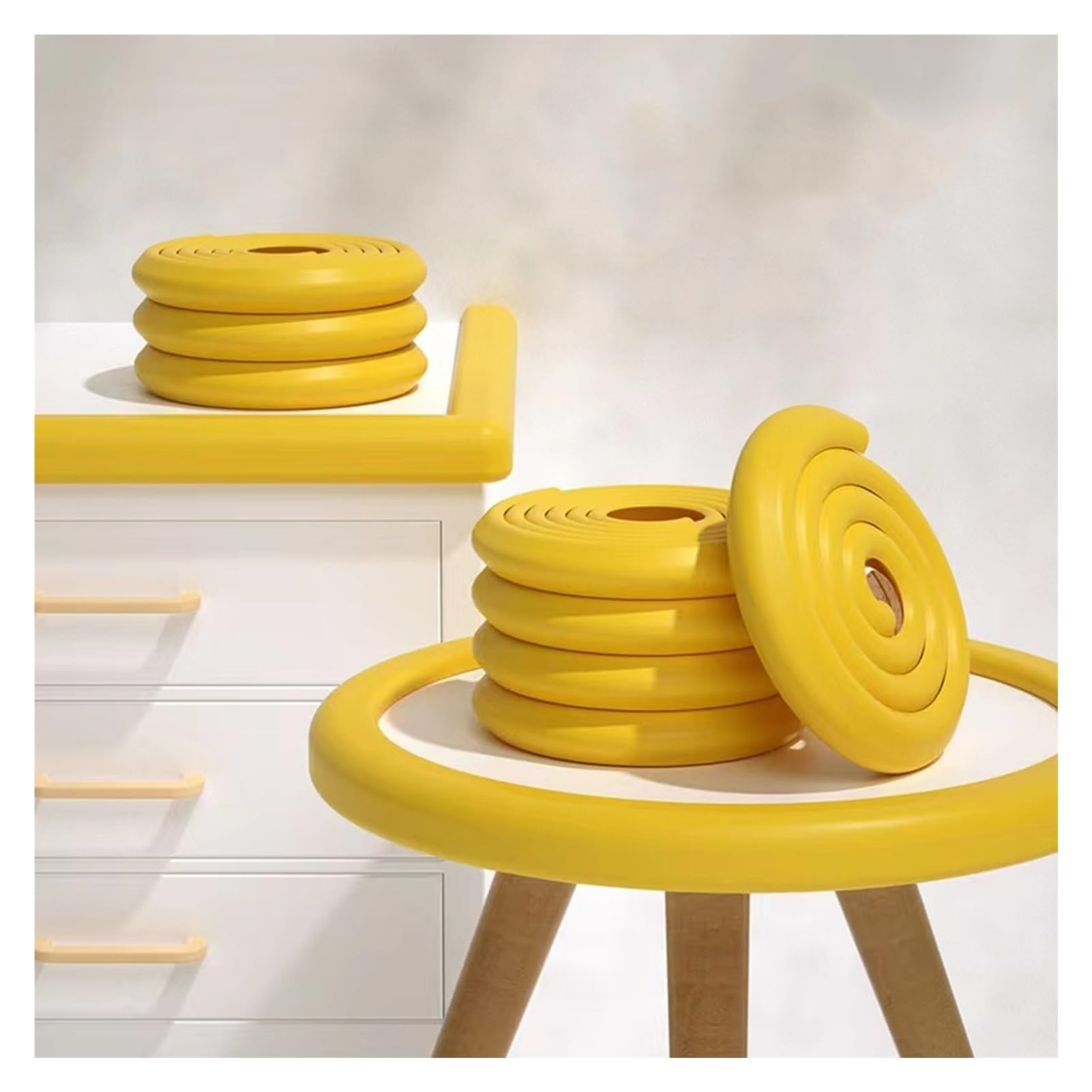 Protections d'angle de Bord, Rembourrage de Protection d'angle de Bord de Meuble, Table Basse, Bureau, Cuisine, Coins Pointus, Pare-Chocs de sécurité DIY (Jaune 5 m)