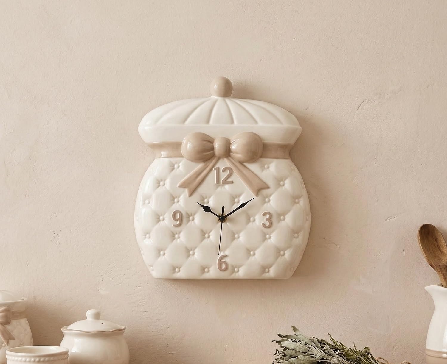 Montre Horloge en céramique élégante blanche et tourterelle décorée coll