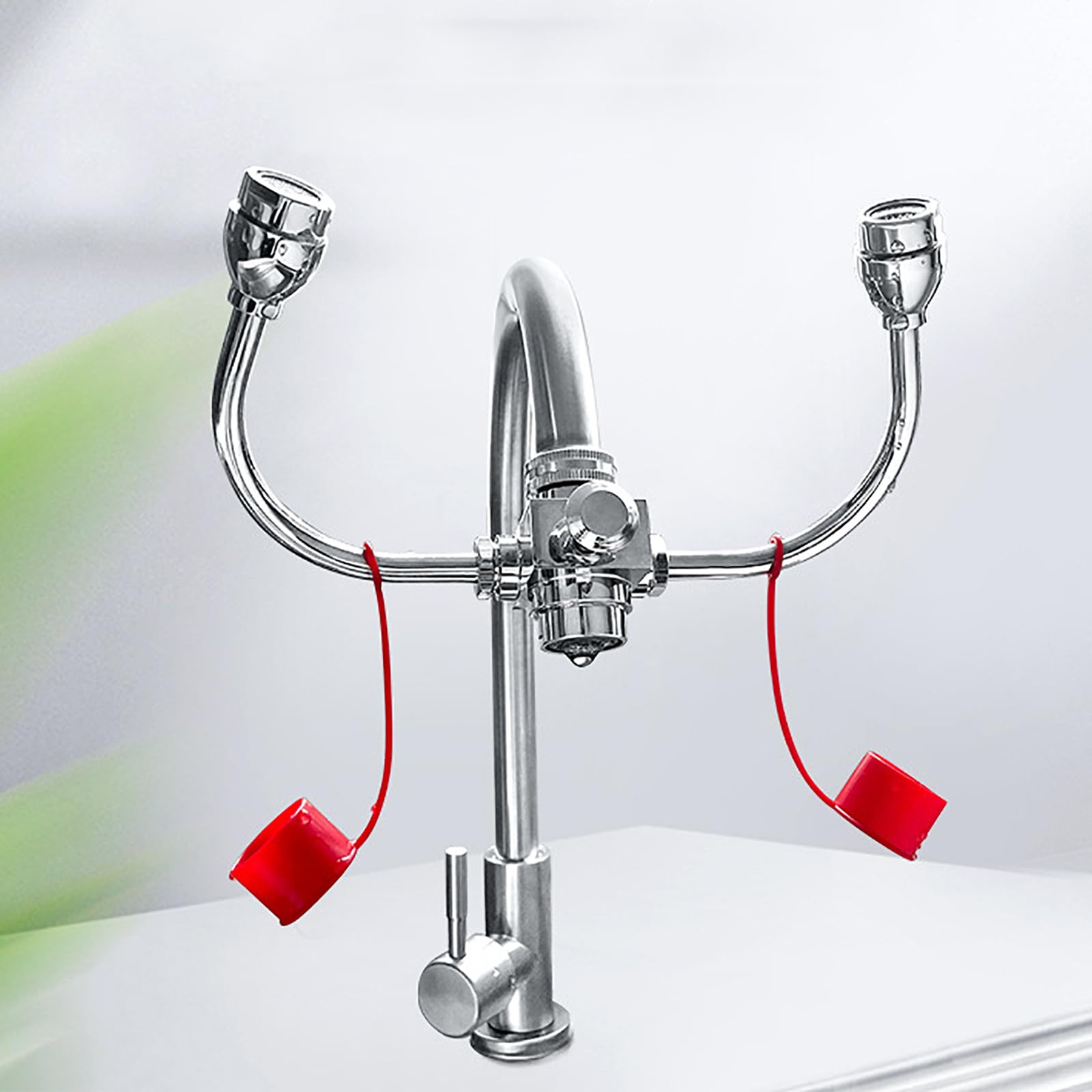 Ducha con Descarga Ojos,estación Lavado Ojos Montada En Grifo con Cubierta Antipolvo Y Manguera Extraíble Giratoria 360°,Descarga Agua Suave Y Suave,99% Eficiencia Limpieza,para Fábrica