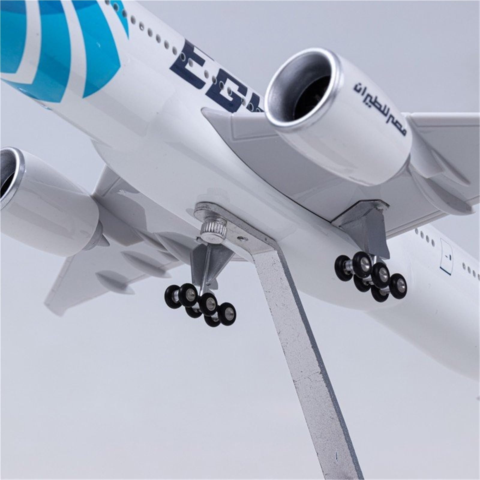 Feng Shui， Repliki modeli samolotów Replika samolotów cywilnych w skali 1/157 47 cm EgyptAir dla modelu samolotu Boeing 777 do wyświetlania miniaturowego w lotnictwie (bez światła)