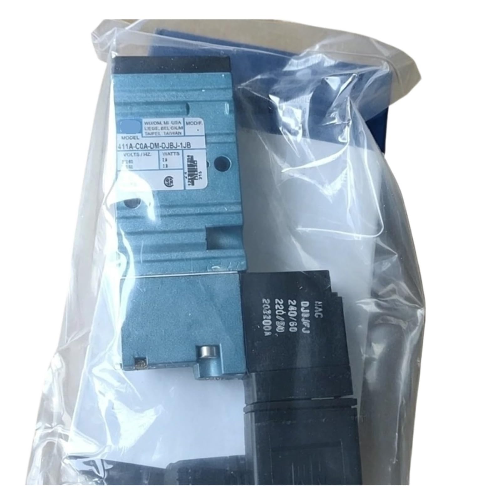 CLEUFWKO 411A-C0A-DM-DDFJ-1KJ 411A-C0A-DM-DJBJ-1JB electron magnetic valve(411A-D0A-DM-DJBA-1BA)