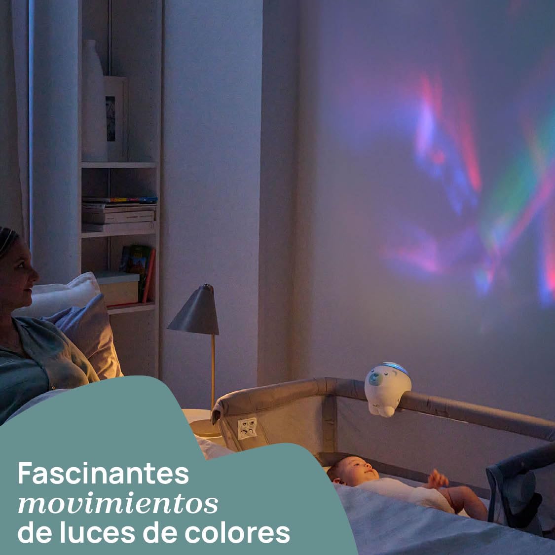 Chicco Projecteur Ours Polaire 2en1, Veilleuse bébé Pour berceaux, lits d'enfant et chevets Next2Me, projection d'une aurore boréale, 30 minutes de musique classique, sons de la nature, 0 mois et plus
