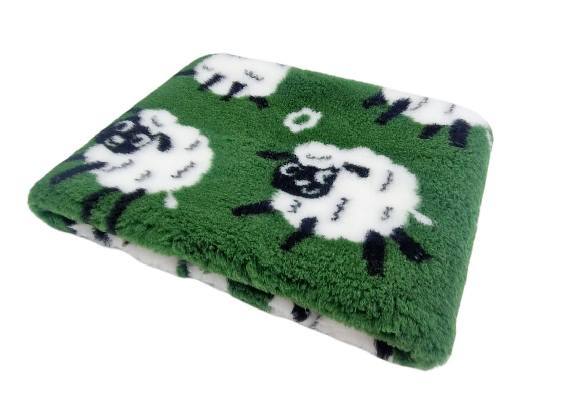 WOOF AND PUP | Non Slip Vet Bedding | Green Sheep Pattern | Machine Washable | UK Manufactured | Non-slip | Dog Bed | Whelping | Vet bed (150cm x 200cm)