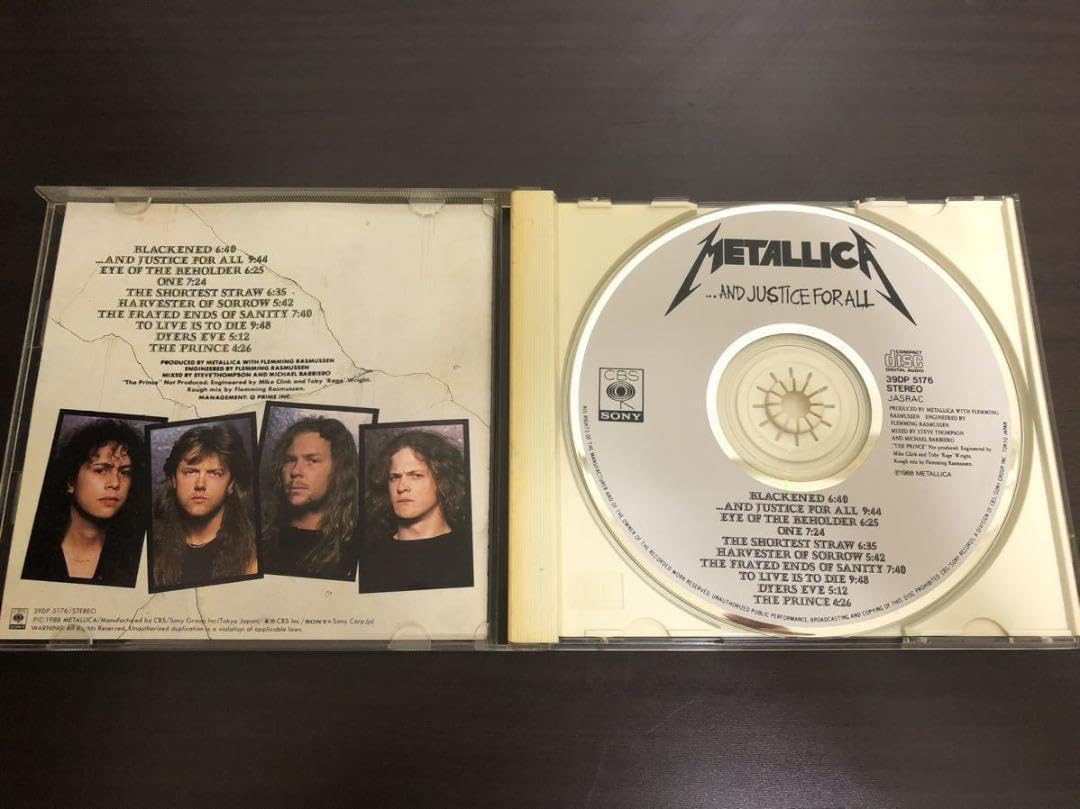 レア　llica サインCD メタリカ　スラッシュメタル 芽瑠璃堂 ＞ メタリカ、30年近く世界で廃盤になっていた『メタル