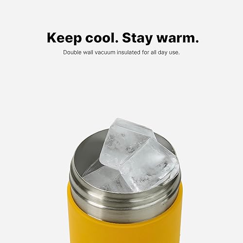 Miniatura 4 de Comotomo Vaso para niños pequeños de 8 onzas con aislamiento y popote de silicona y boquilla, amarillo (amarillo)