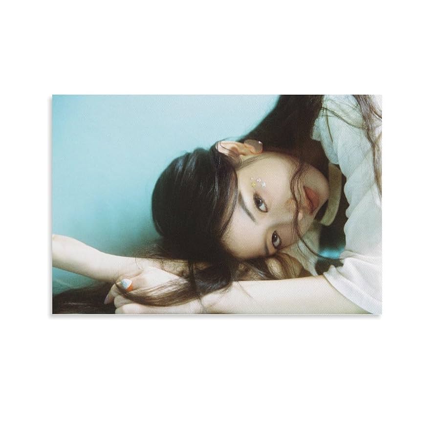 ILLIT アイリット　ポスター　MINJU アクネストゥディオズ 24SS ILLIT アイリット ポスター MOKA アクネストゥディオズ 24SS