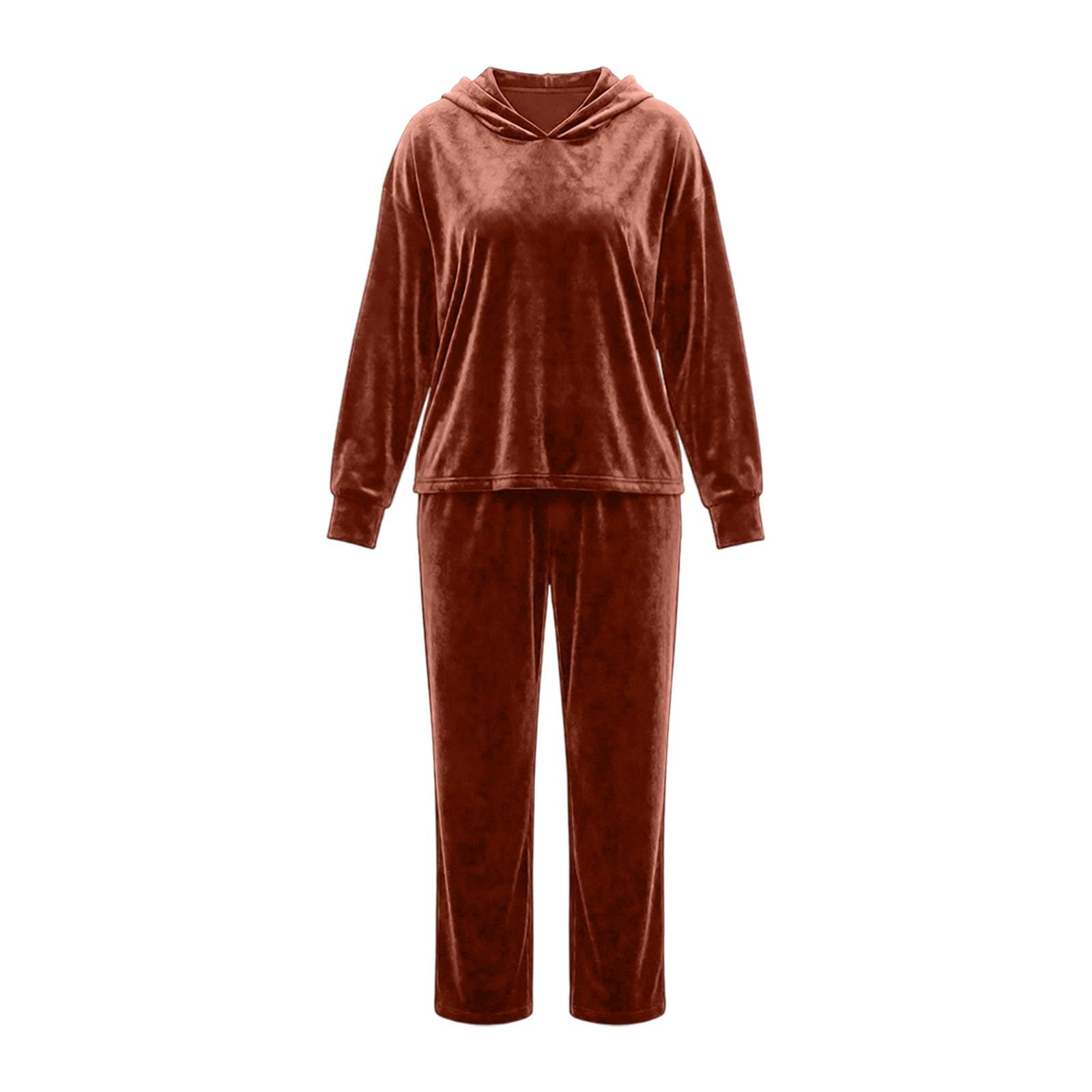Completo casual a due pezzi composto da maglione ampio e pantaloni colorati.