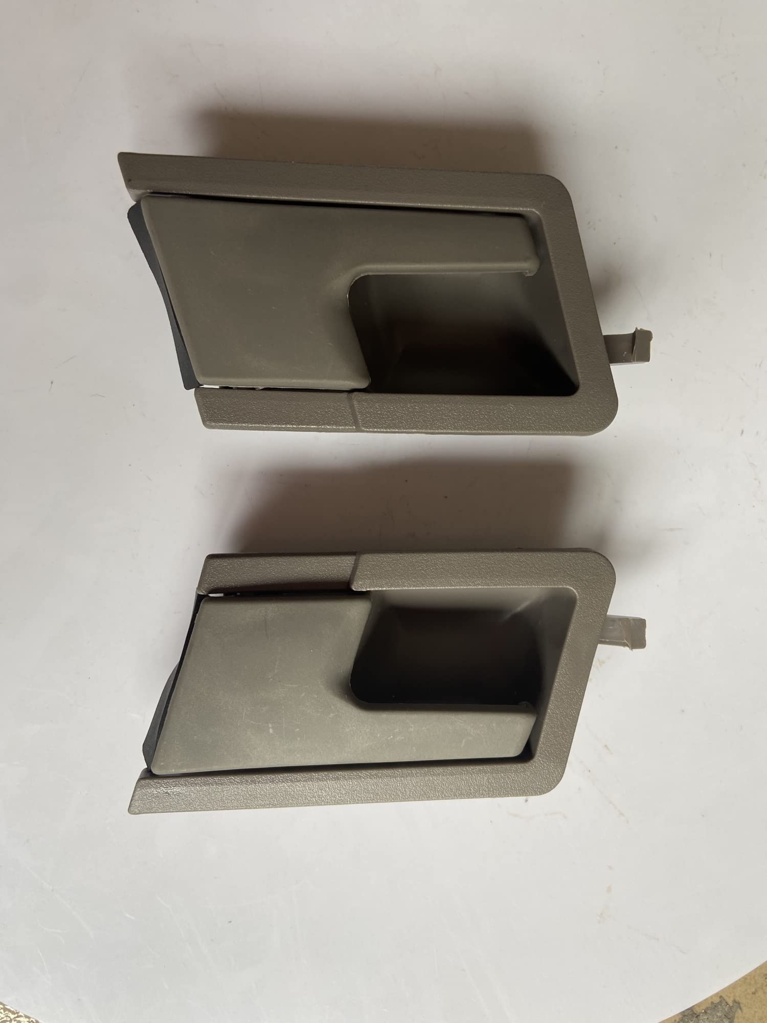 Maniglia interna portiera dell’auto Grigio Interno All'interno Interno Maniglia Della Porta Anteriore Sinistra + Destra Per VW Transporter Caravelle T4 EuroVan 701837020A Maniglia Portiera dell'Auto (