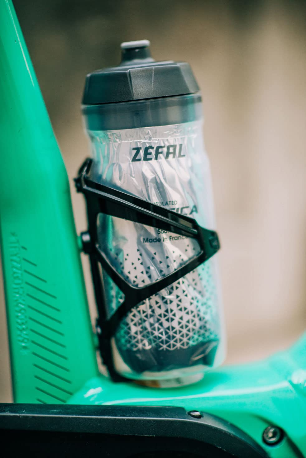 ZEFAL Arctica 55 Pack - Zestaw dwóch kanistrów rowerowych 550 ml, izolowana butelka rowerowa, bezzapachowa i wodoodporna, sportowa butelka bez BPA, srebrna/czarna
