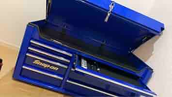 スナップオンのトップチェストです‼️ SNAP-ON ミニチュアトップチェスト オレンジ KMC923APJK | WORLD