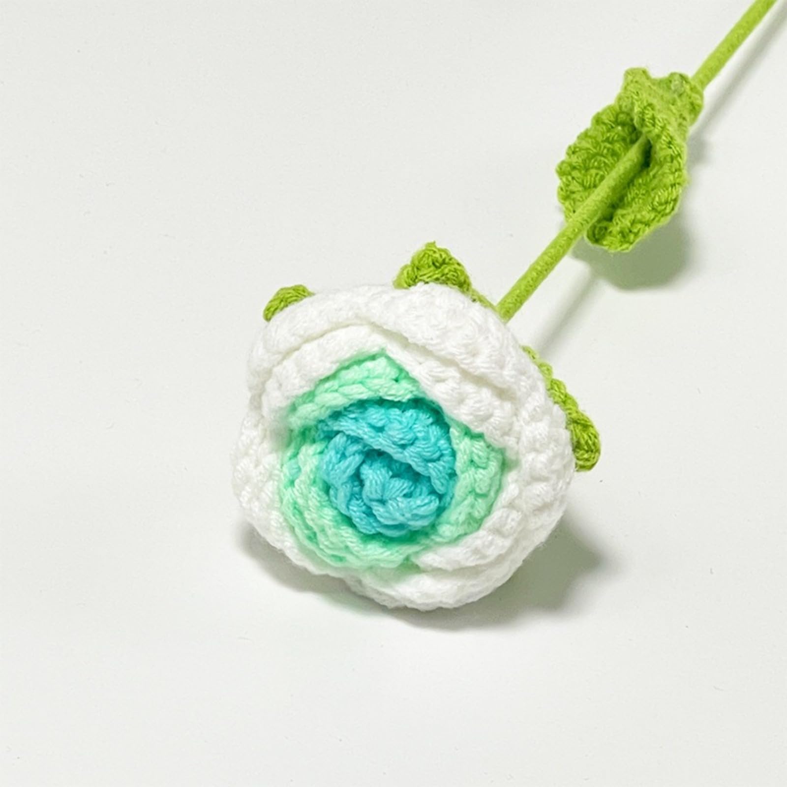 ALIHLUDNB Weaving Rose Simulation Flowers, Homemade Crochet Bouquet