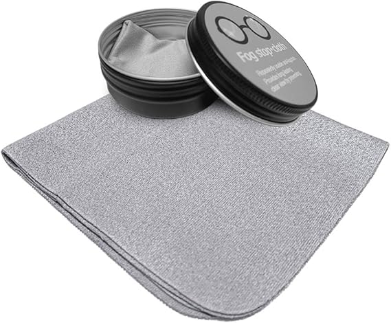 Amazon メガネ くもり止めクロス 1枚 約600回繰り返し 24時間効果持続 収納缶付き メガネ拭き くり返し使用可能 曇り止め 曇らない 耐久性 眼鏡クリーナー 曇り防止 スマホ ゴーグル サングラス カメラレンズ対応 グレー1枚 眼鏡小物 通販