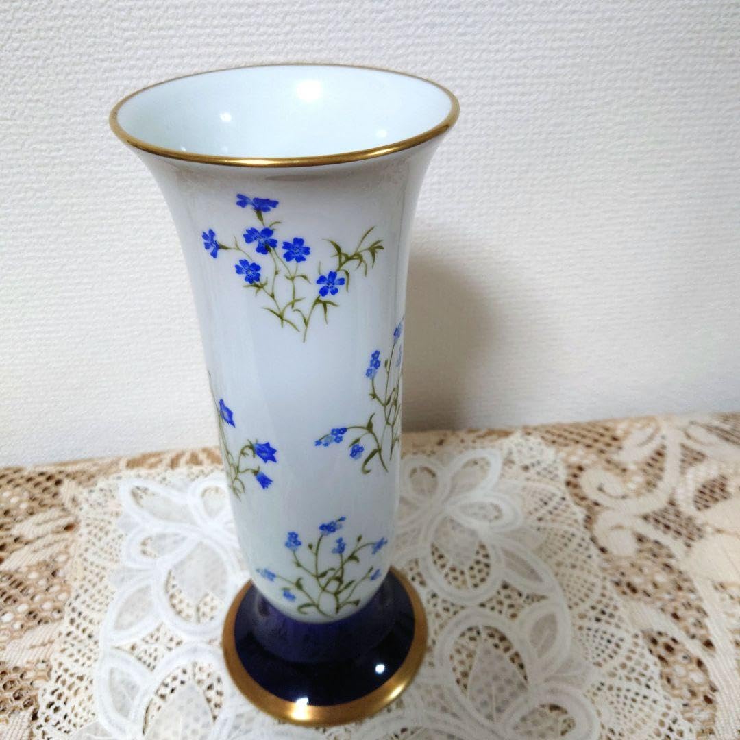 有田焼 花瓶 深川製磁 君島一郎デザイン花文花瓶 Amazon.co.jp: 有田焼 花瓶 深川製磁 君島一郎デザイン花文花瓶
