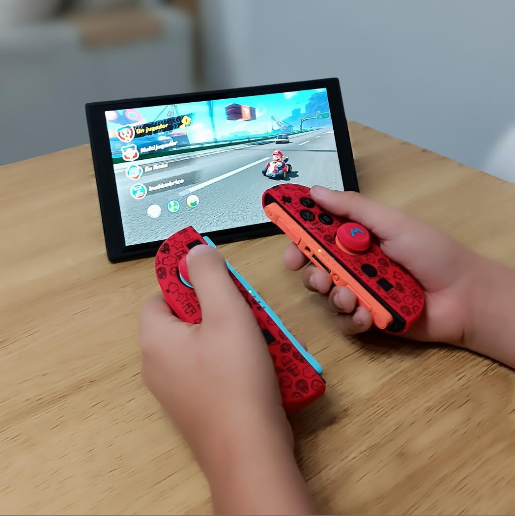 MME Funda de Silicona para Joy-con Switch 2, Antideslizante y Suave al Tacto, Protección para Mandos contra Desgaste y arañazos, Accesorios Switch 2 (Mario Rojo) — view 8