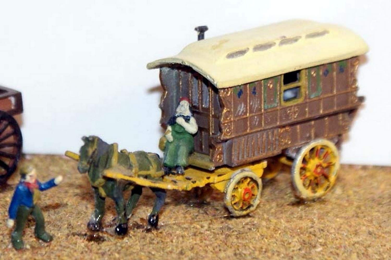 Langley Models Horse Drawn Cart Gypsy caravan, horse figures N Scale UNPAINTED Kit E17