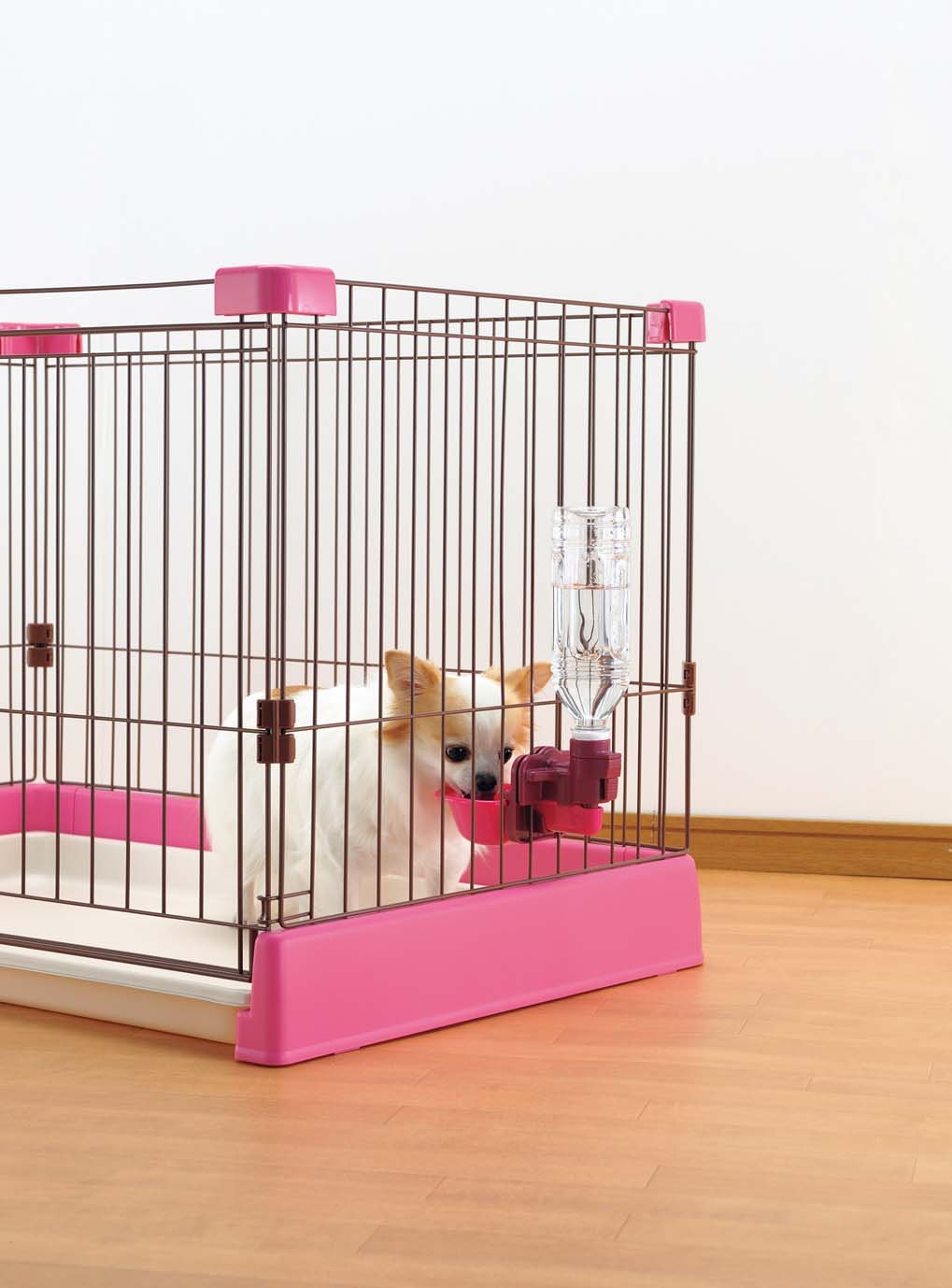 Richell Water Dish, Medium, Brown