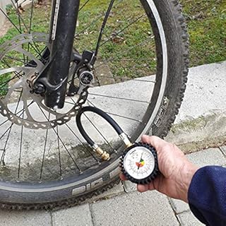 Bamax BX106FM Manometro Misuratore Pressione di alta precisione per verifica Gomme Pneumatici, Made in Italy, max. 12 bar, uso semi-professionale, Nero