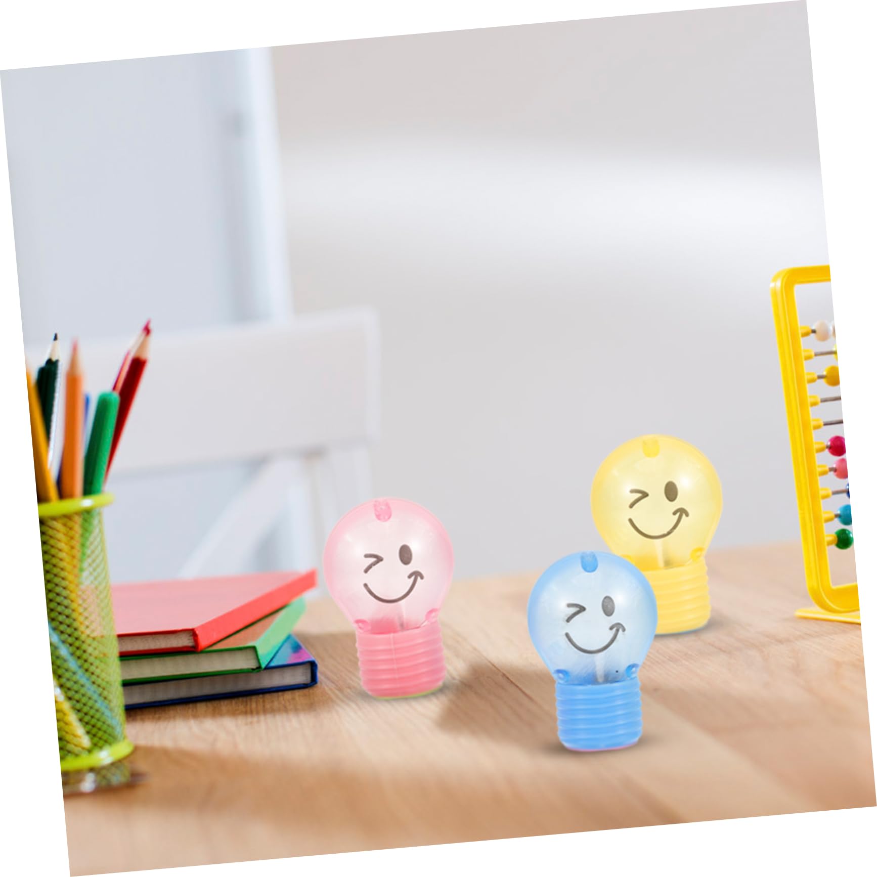 3 Sets Bleistiftspitzer in Birnenform Für Jungen Und Mädchen Tragbarer Mini-anspitzer Im Cartoon-design Für Schüler 10 Stück * 3