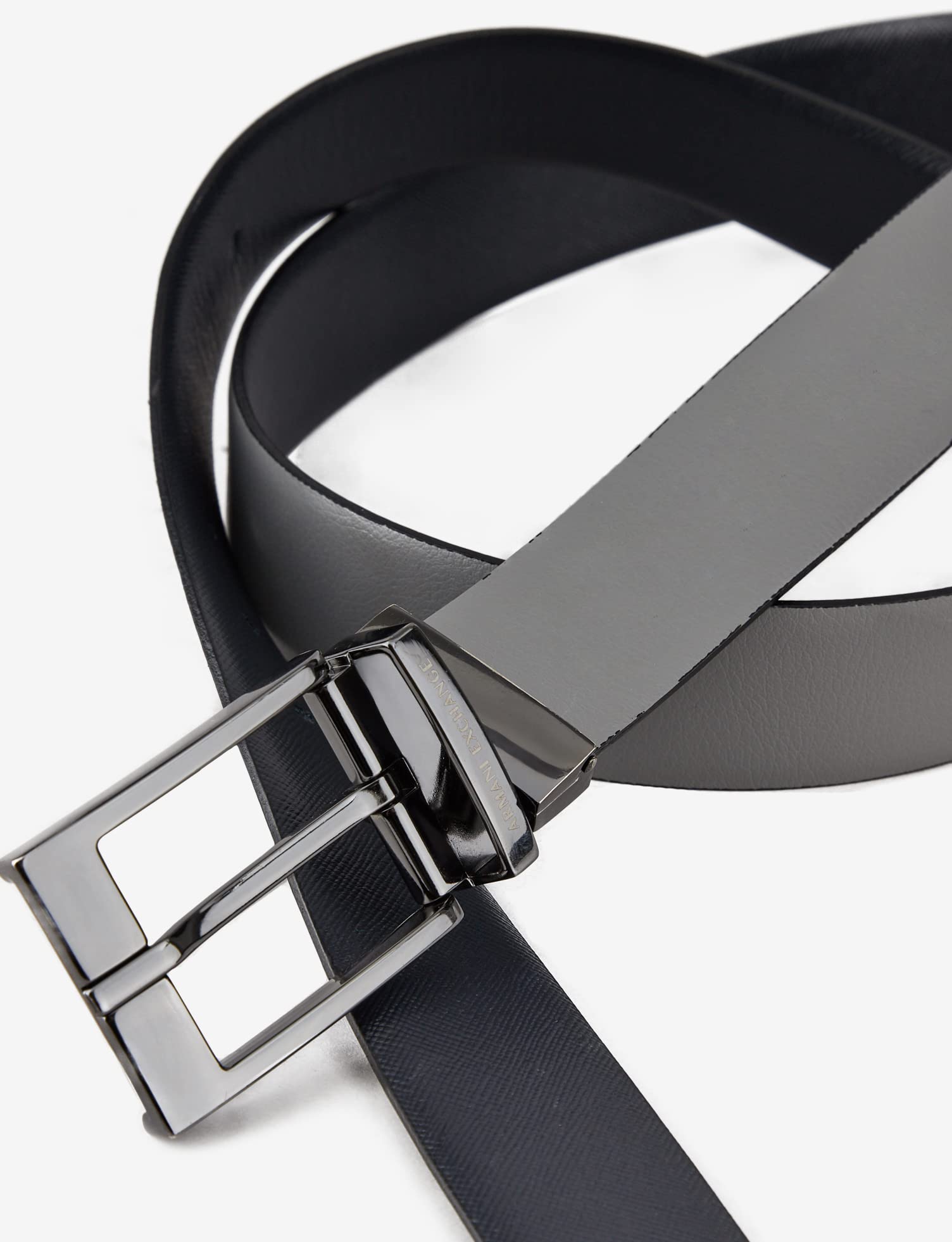 Armani Exchange Leather Belt with Plaque Cinturón para Hombre