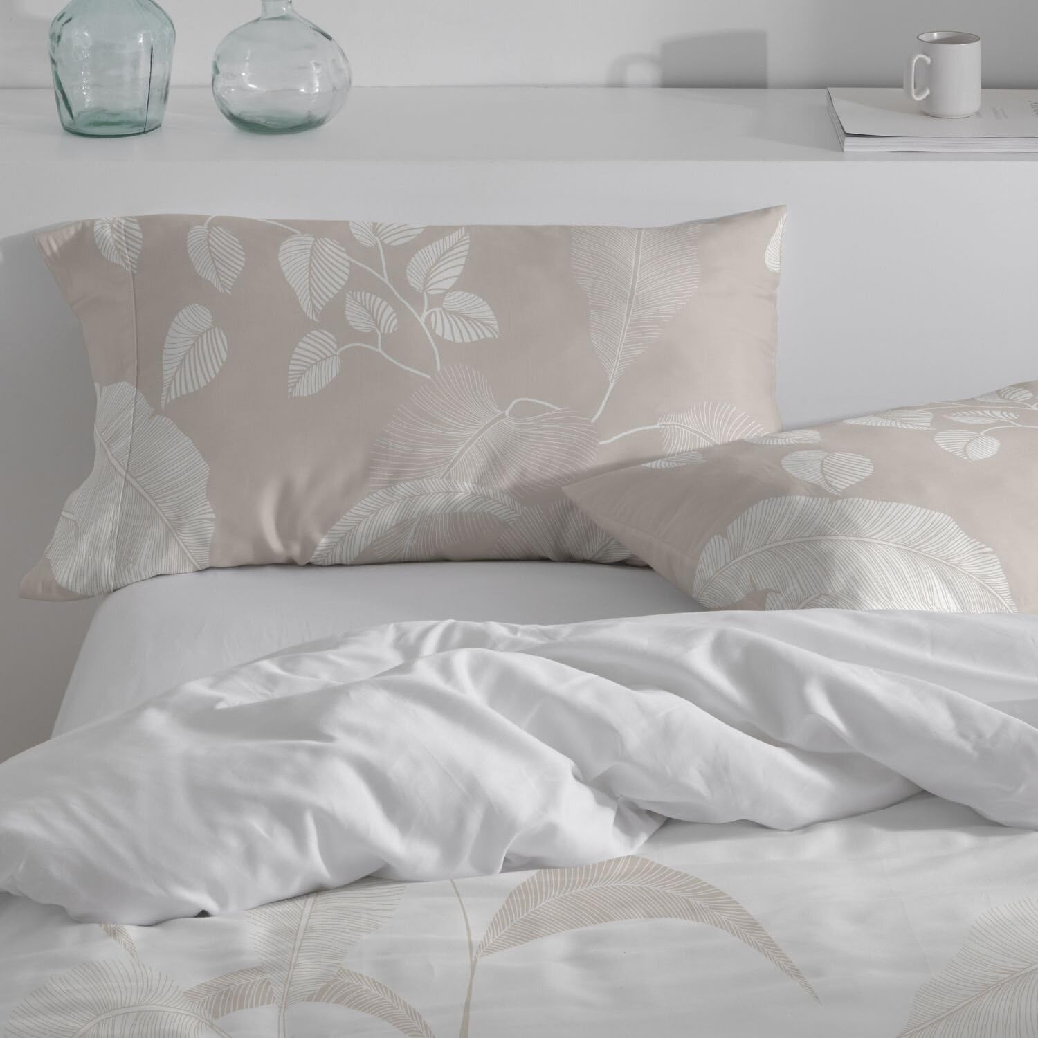 Burrito Blanco | Funda Nórdica Estampada Algodón 200 Hilos Cama 135 Beige | Incluye Bajera y 2 Fundas de Almohada | Cierre de Botones | 100% Algodón | Tacto Suave | Larga Duración | Fácil Planchado