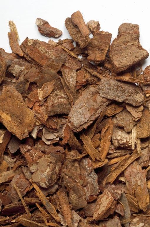 Corteza Natural de Pino Madera Perfecta para Recubrir el Suelo del Jardín