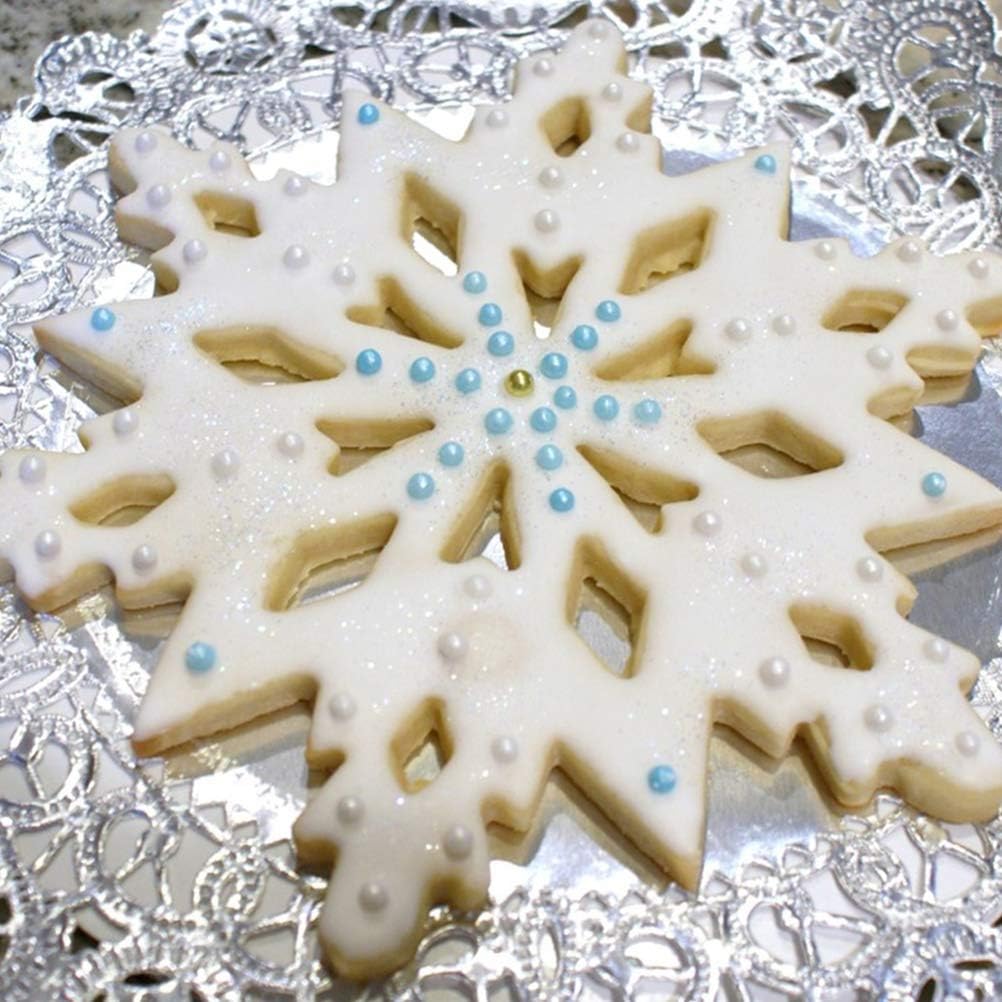 Snowflake Cookie Cutter, Stainless Steel Christmas Cookie Mold for Baking, Fondant, Chocolate, Candy, Cake Decorating, Silver Snowflake Shape